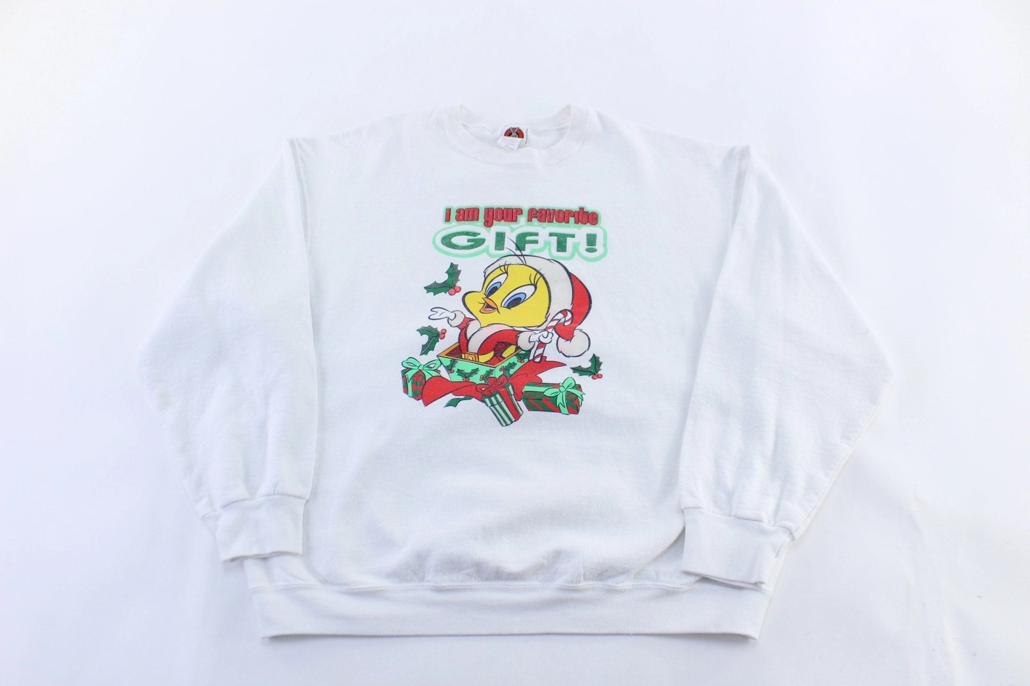 right for outdoor activities 2004 Looney Tunes Tweety Christmas Graphic Sweatshirt
