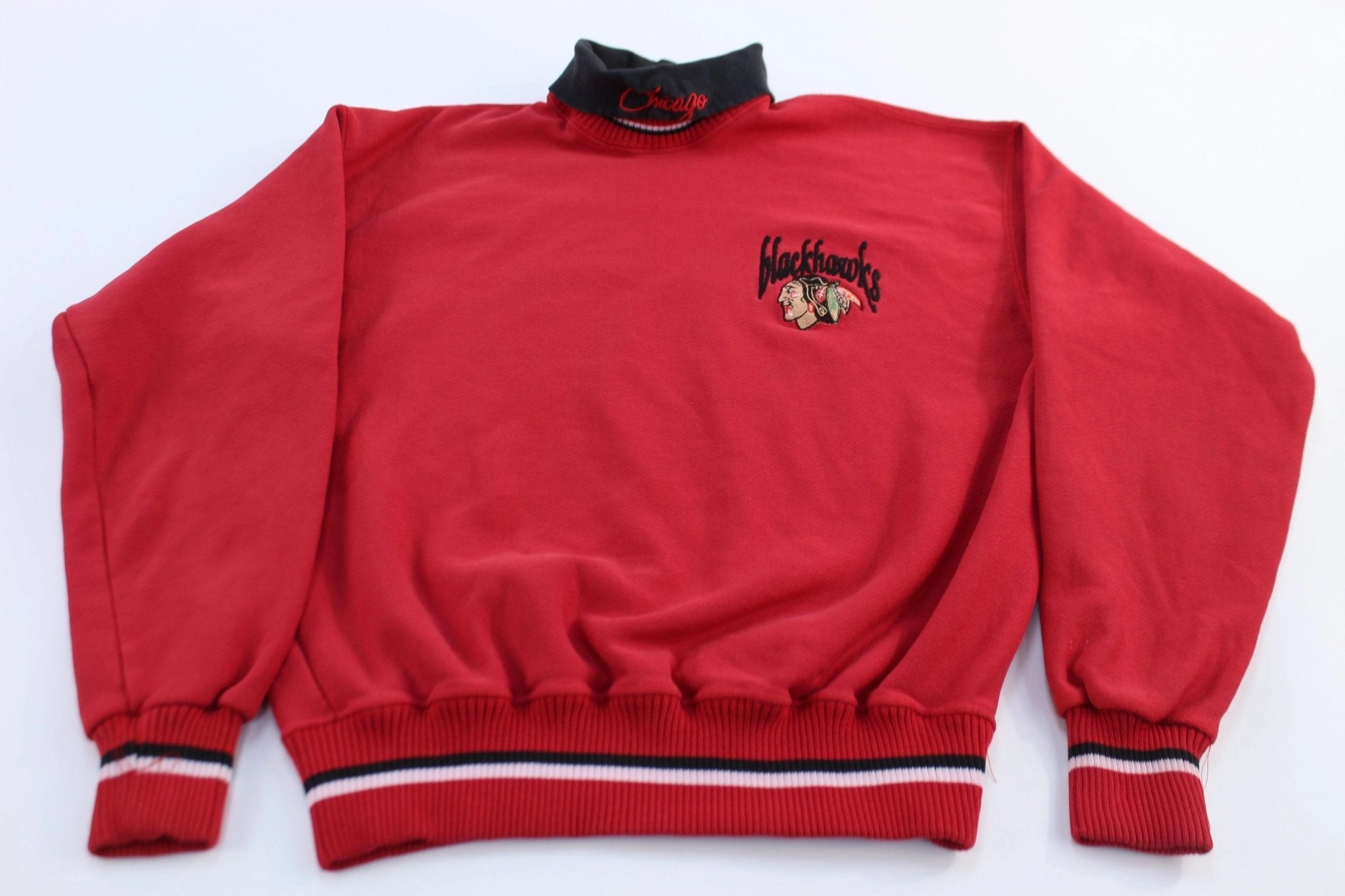 Stylish Wear 90's Chicago Blackhawks Hockey Embroidered Striped Sweatshirt