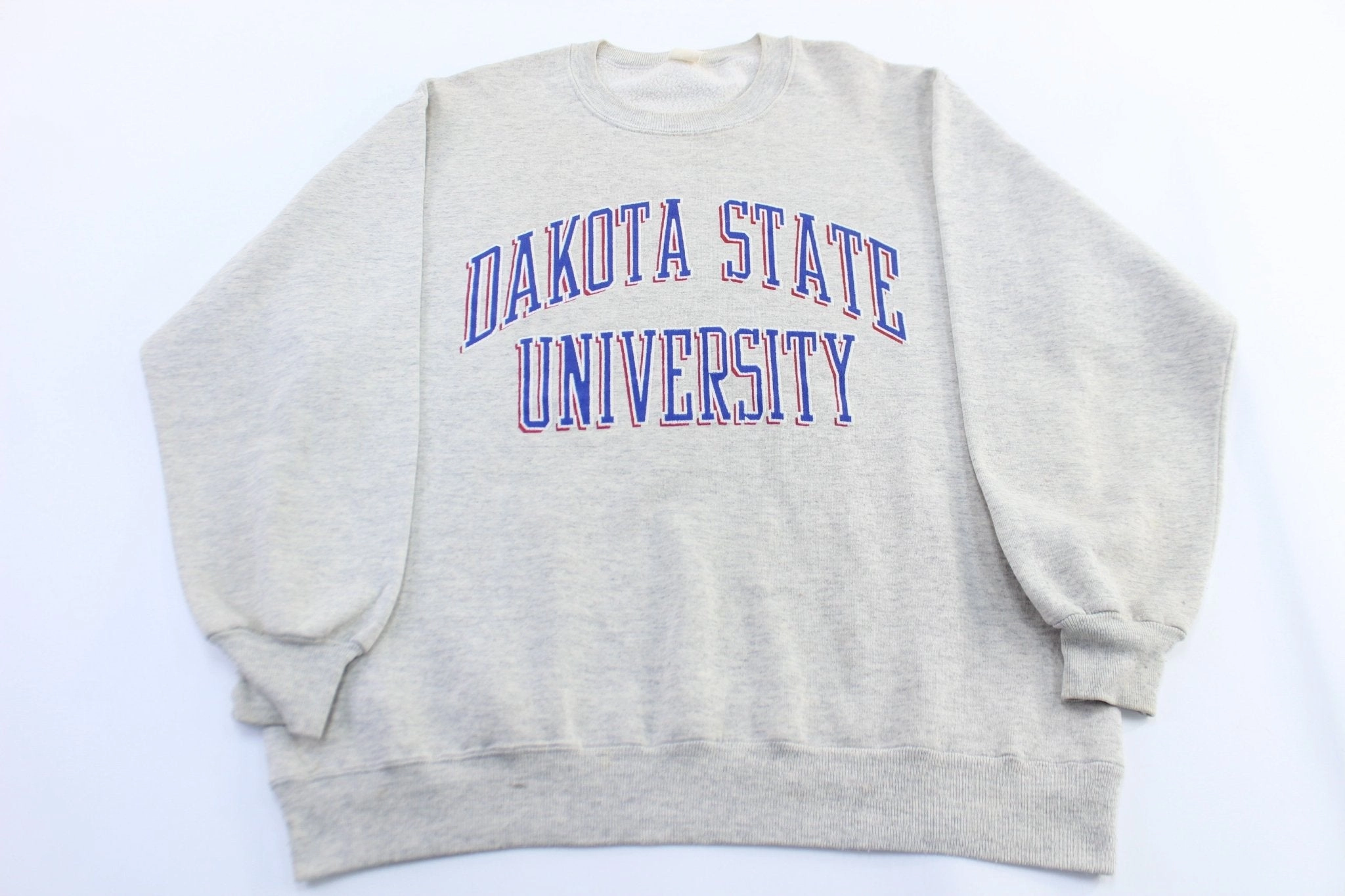 90's Dakota State University Sweatshirt Timeless Chic