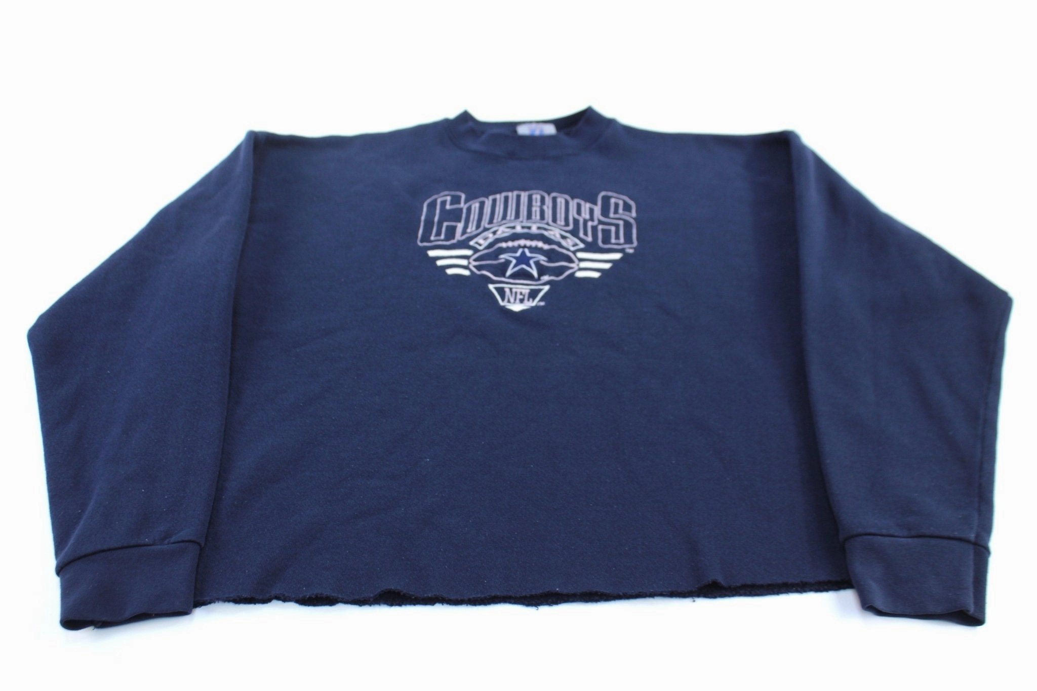 product cycling suitability 90's Dallas Cowboys Embroidered Logo 7 Cropped Sweatshirt