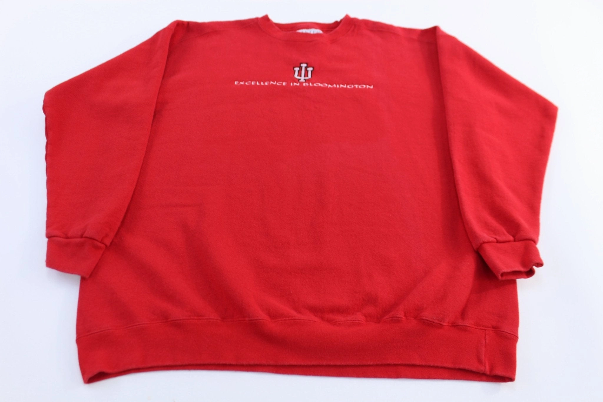 90's Indiana University Embroidered Excellence Sweatshirt active top