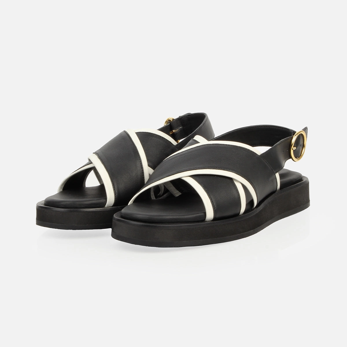 Casual Walk The Sunday Sandal Black & Panna Cotta