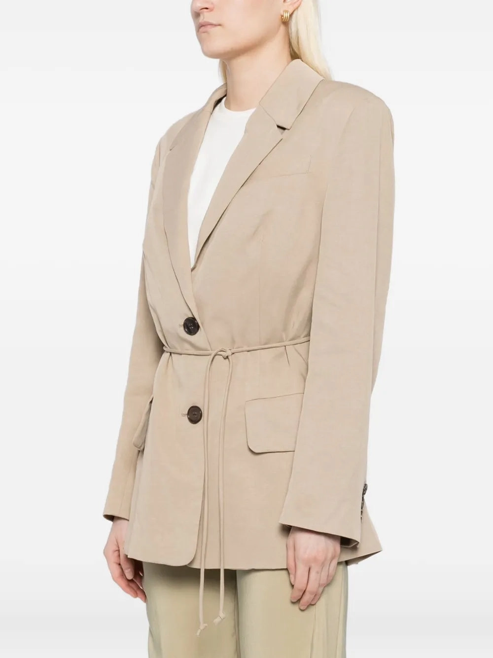 Tailored Fit Chic Precision Hilao Blazer in Tehina