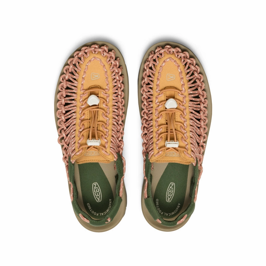 Men's UNEEK Sneaker  |  Oak Buff/Bronze Green Slide Style