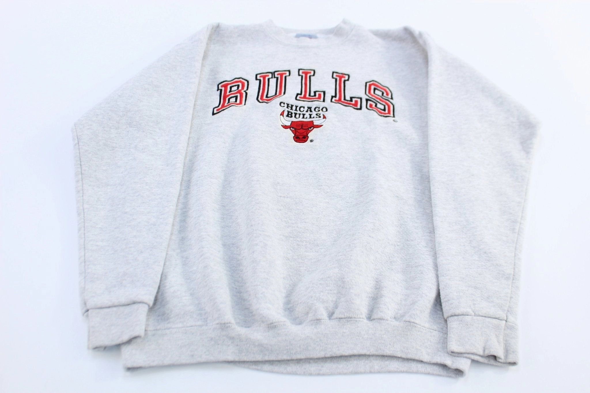 Sporty Design product anniversary romance 90's Chicago Bulls Basketball Embroidered Sweatshirt