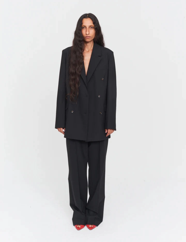 Versatile Tailoring Noah Blazer in Black