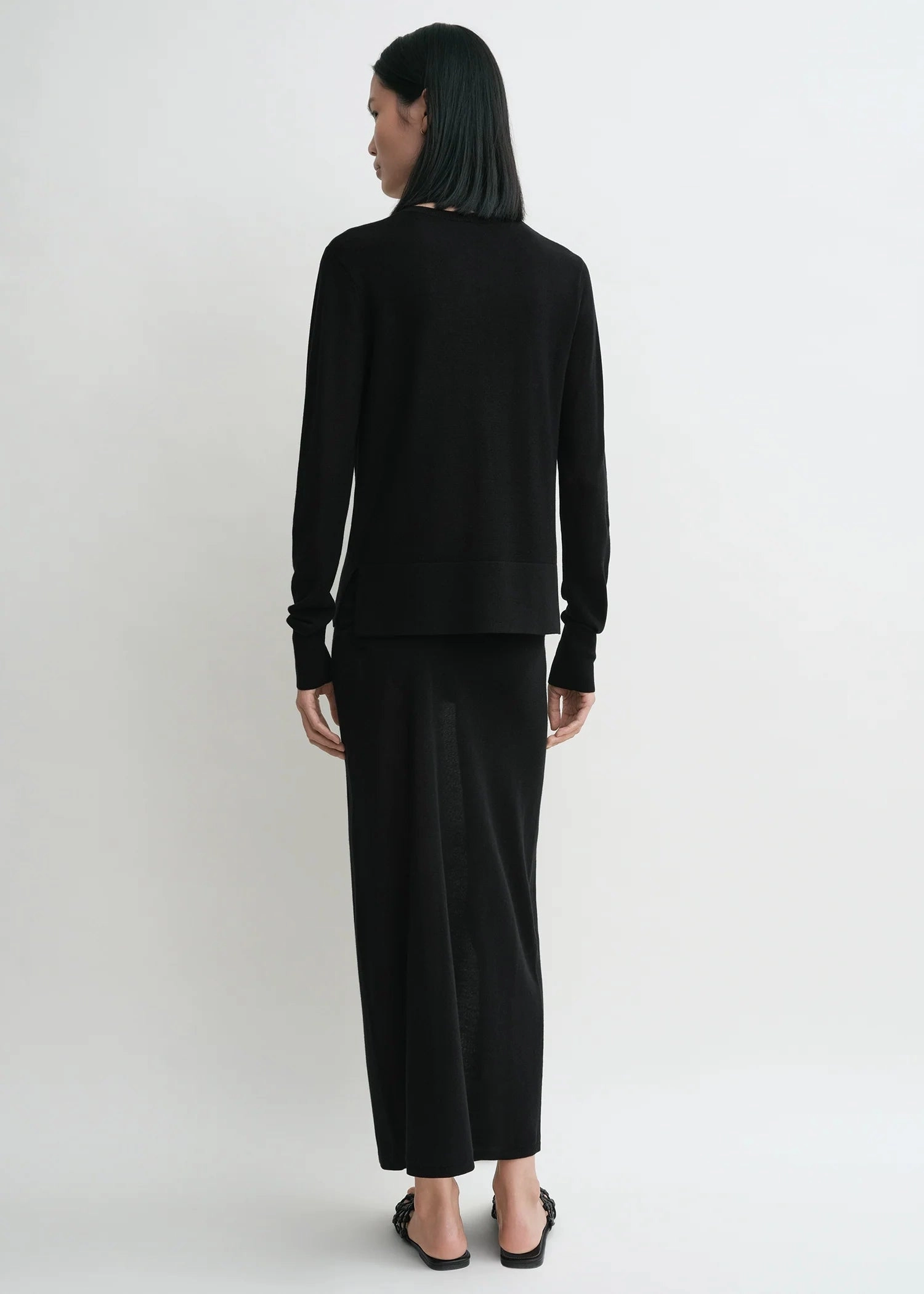 HandLinked Seams Fine Knit Cardigan in Black