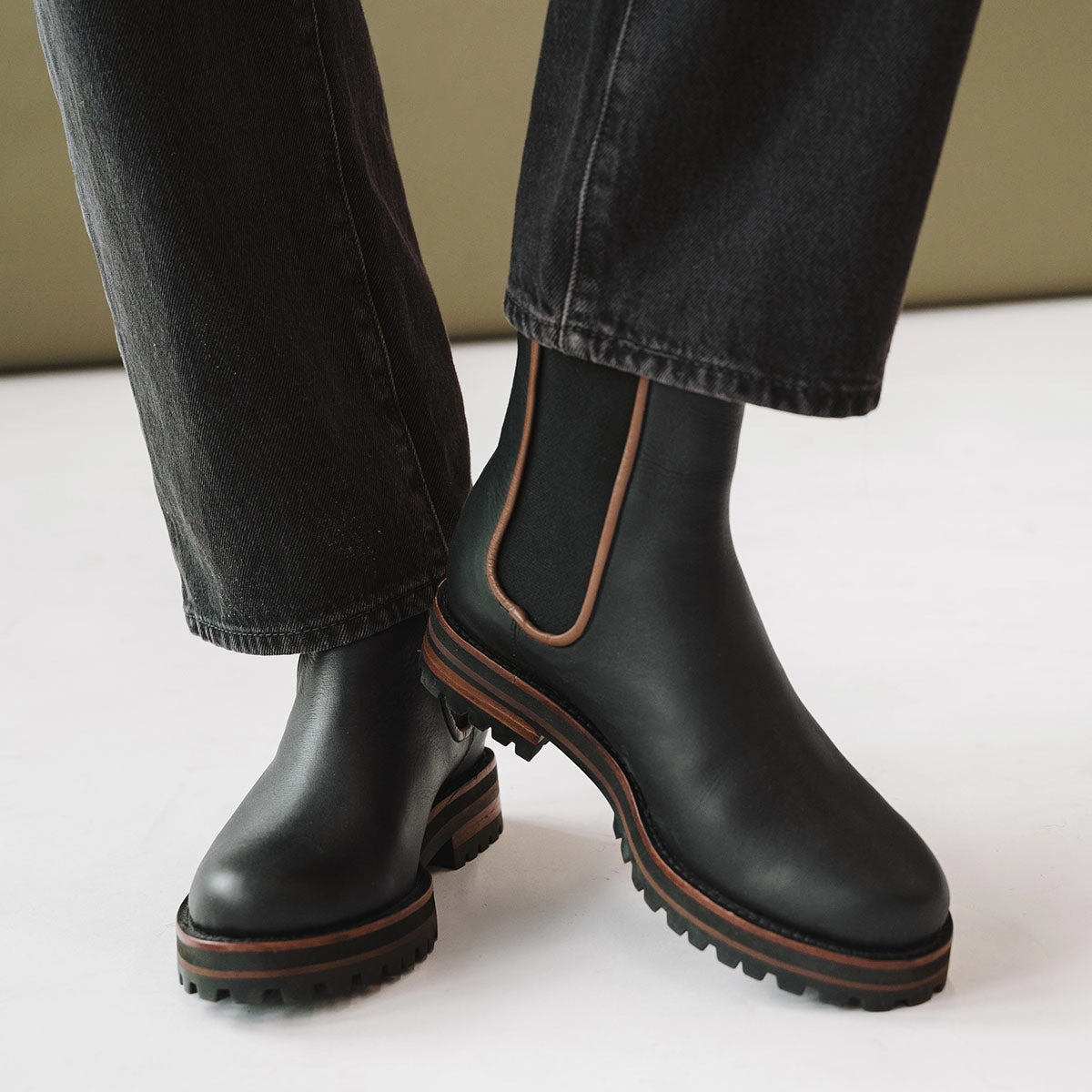 Stable Structure The Decade Chelsea Boot Black Water Resistant