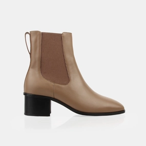 All-Season Protection The Quinn Chelsea Boot Tundra Taupe