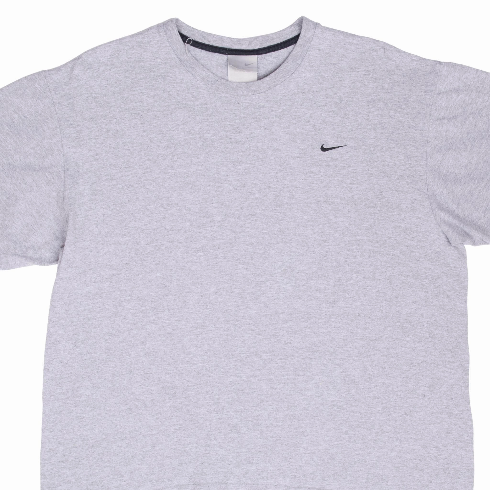 VINTAGE NIKE CLASSIC SWOOSH GREY TEE SHIRT 2000S SIZE LARGE Recommended Fashion Forward
