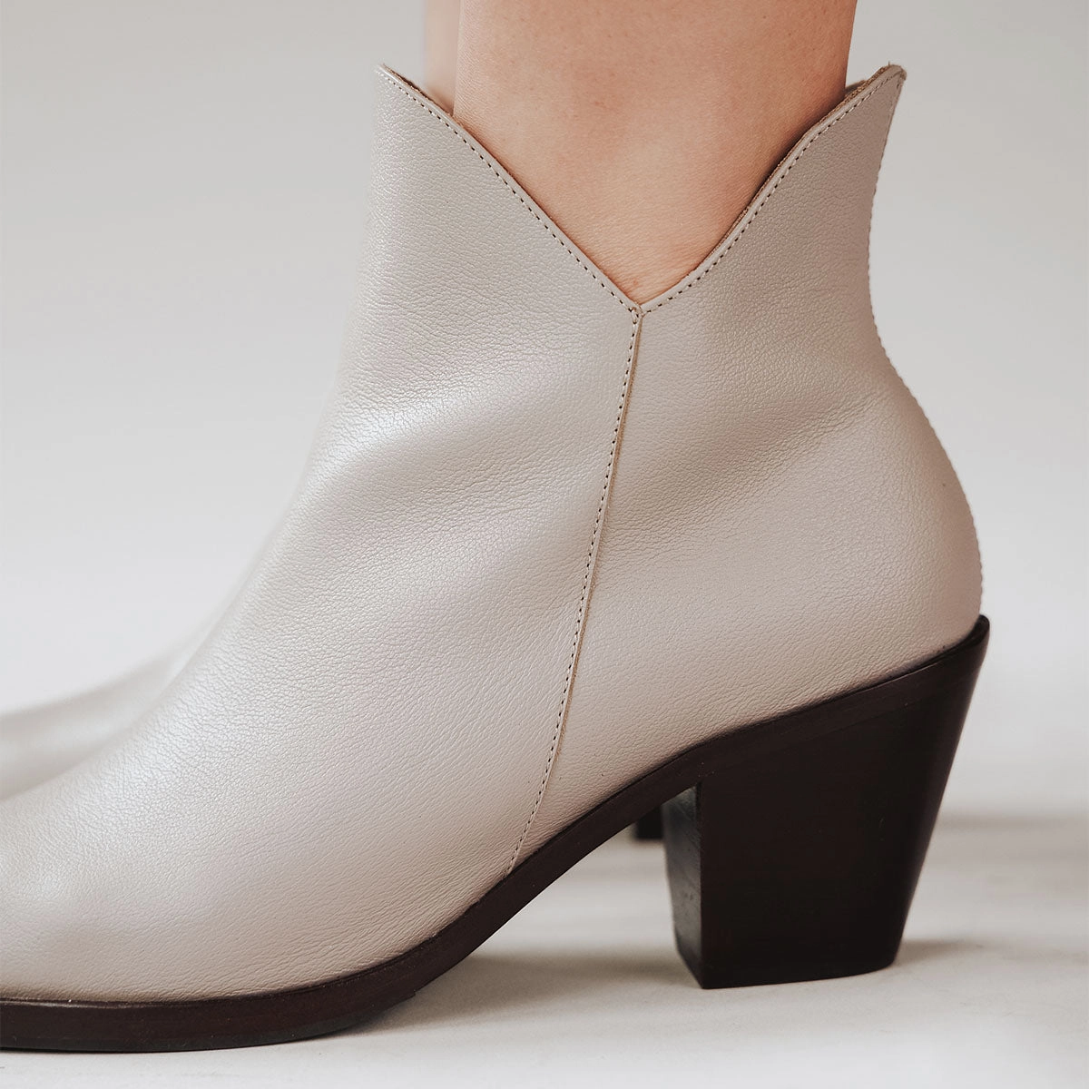Dust Guard The Two Point Five Ankle Boot Stone
