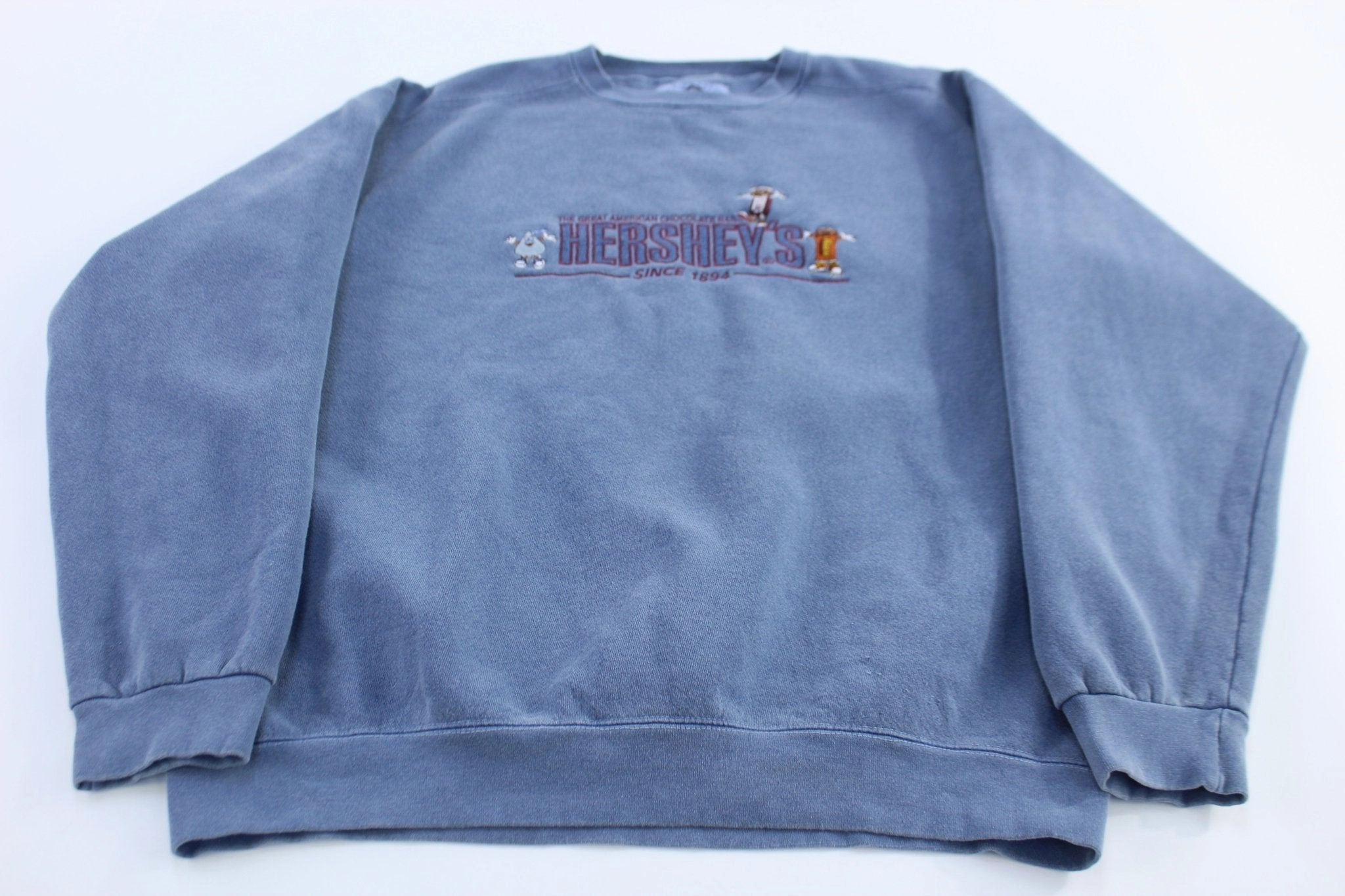 Vintage Hershey's Chocolate Embroidered Sweatshirt Concert wear Daily Comfort