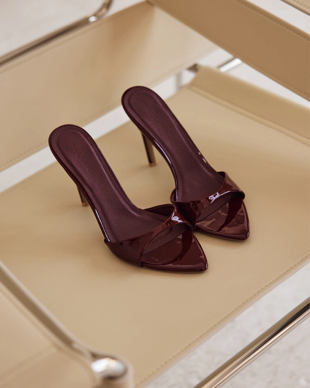 Anti Abrasion QUINBY - CHERRY RED PATENT