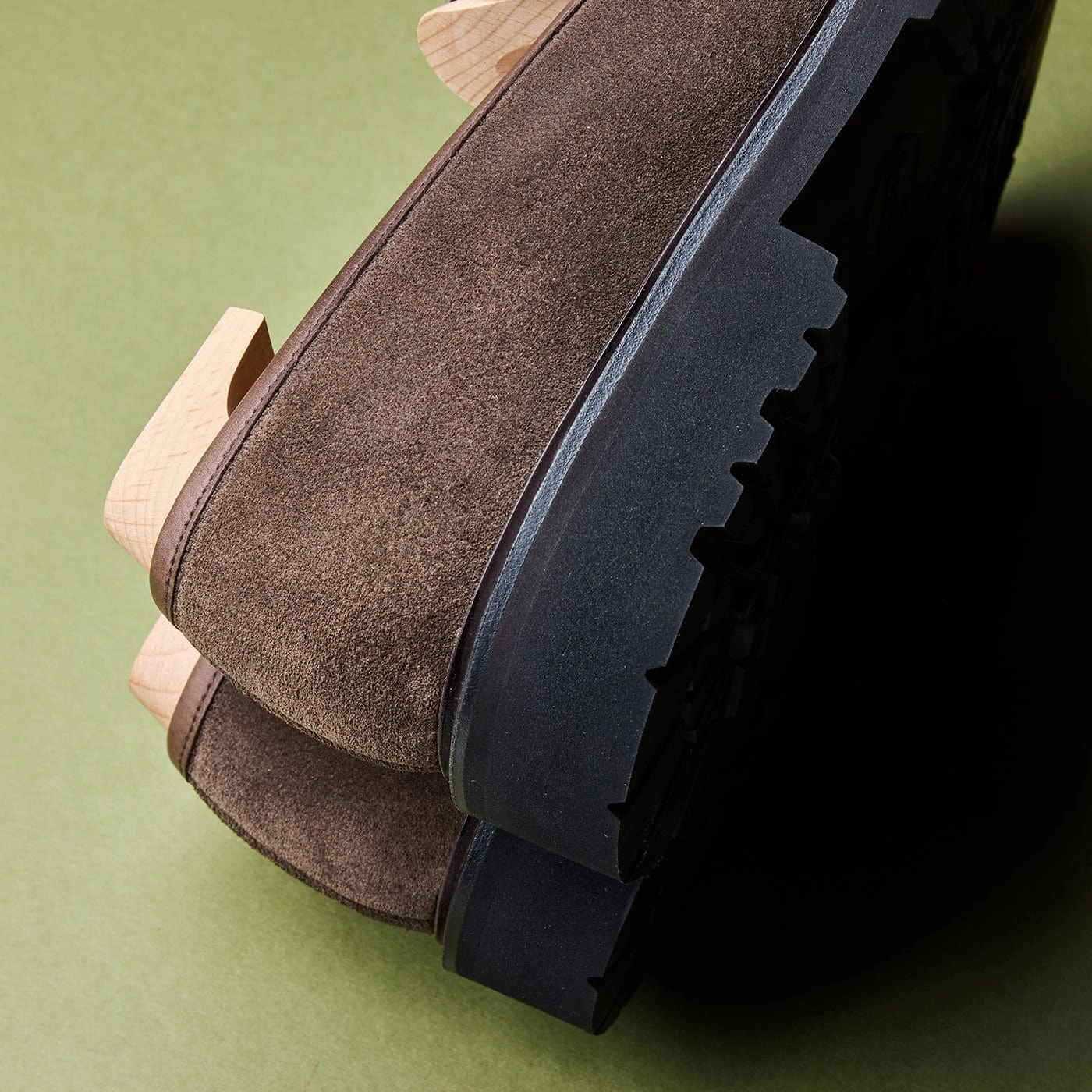 Coffee Spot Boston 2 Slate Suede