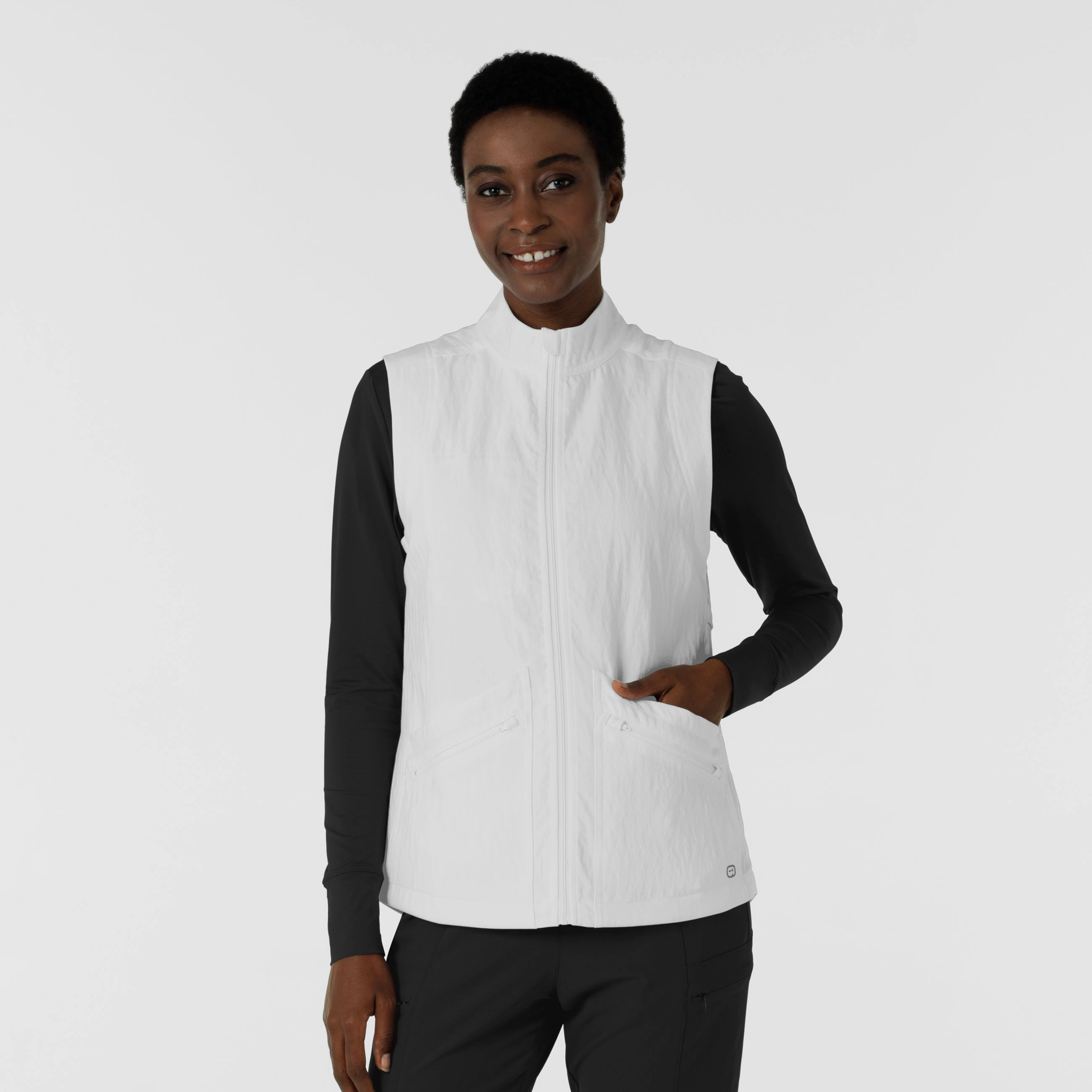 Magnetism Women's Everything Everywhere Scrub Vest - White