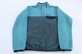 suitable for cycling Trendy Essentials Women's Patagonia Logo Patch Aqua & Grey Snap-T Fleece Pullover